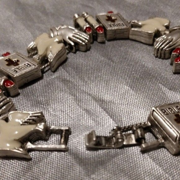 Religious Slide Bracelet Holy Bible/White Doves/Praying Hands VTG 1980's - Picture 3 of 8